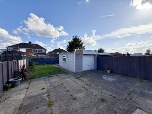 Rear- click for photo gallery